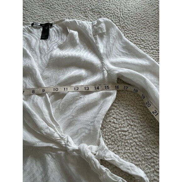 Jay Godfrey Hannah Wrap Top V-Neck Long Sleeve Jacquard Tie Front White Size 2 - Picture 6 of 9